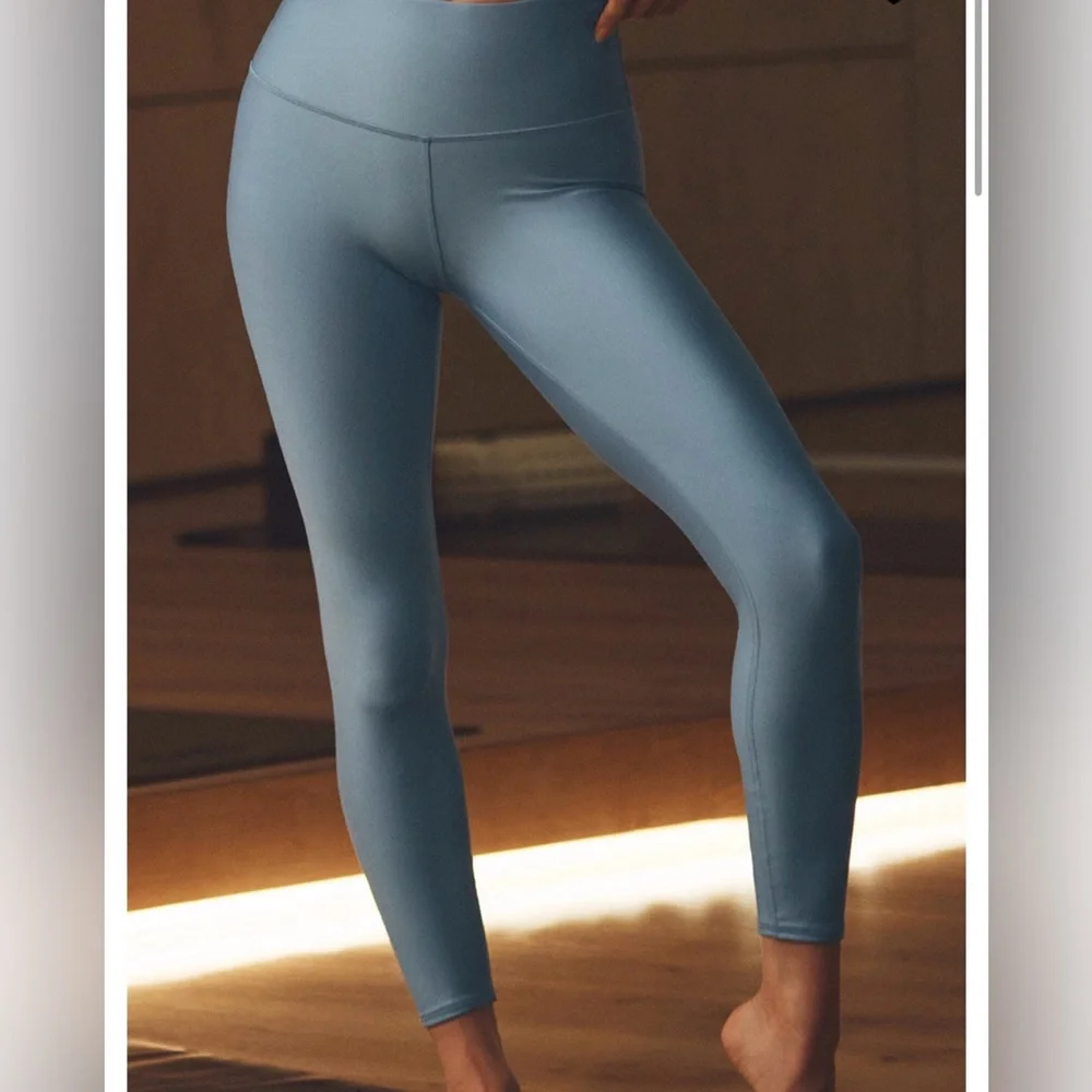 NEW ALO YOGA 7/8 Airlift Legging Celestial Blue size small - Picture 2 of 6